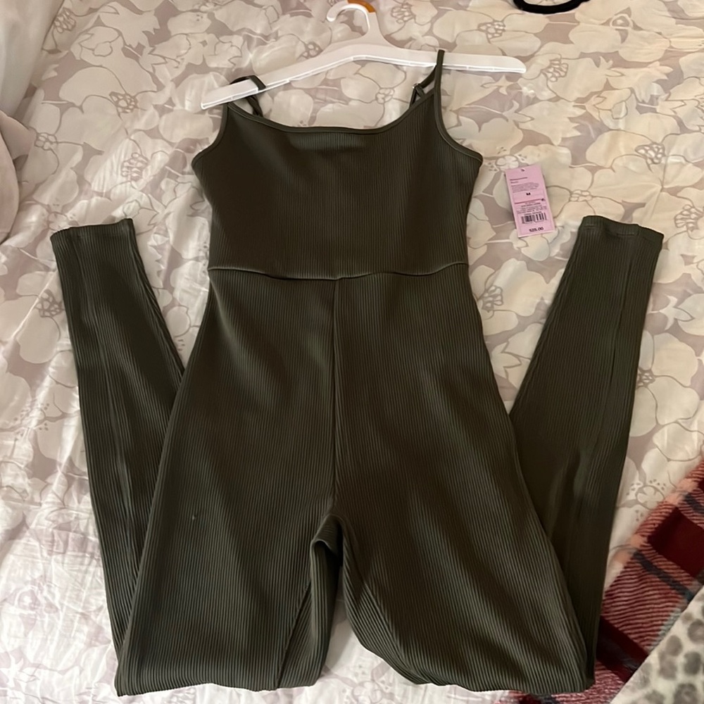 Ribbed olive green one piece, never worn still has og tags and hanger